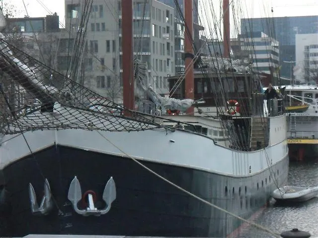 Boat Barkentijn Marjorie Hotel Antwerp Botel