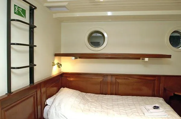 Botel Boat Barkentijn Marjorie Hotel Antwerp